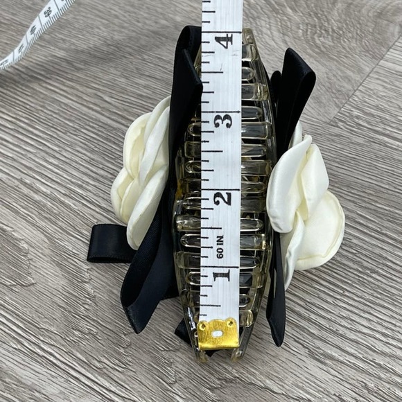 Camellia Flower Hair Clip Black Ribbon Bow Claw Clip 4" Elegant Designer - NEW - Picture 7 of 9